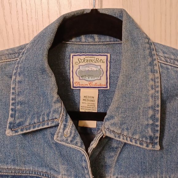 St. John's Bay Women's Denim Jacket, Size M - Picture 3 of 8